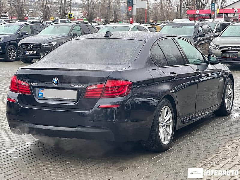 BMW 528 2
