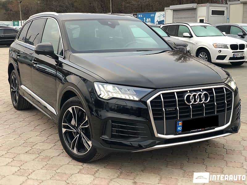 Audi Q7 4