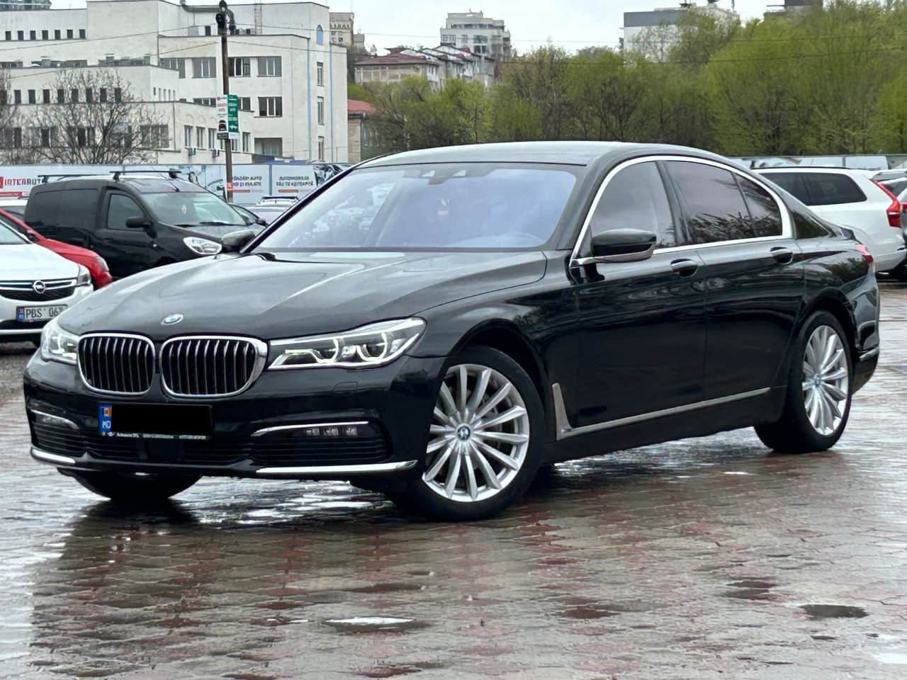 BMW 730 2018