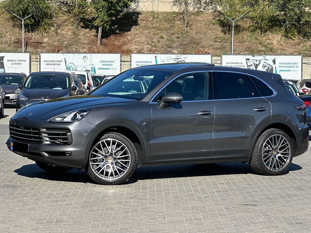 Porsche Cayenne 2
