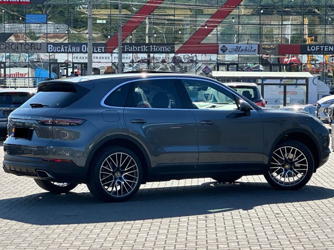 Porsche Cayenne 3