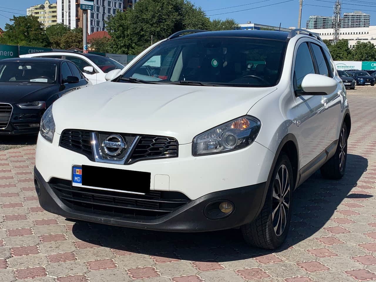 Nissan Qashqai+2 2010