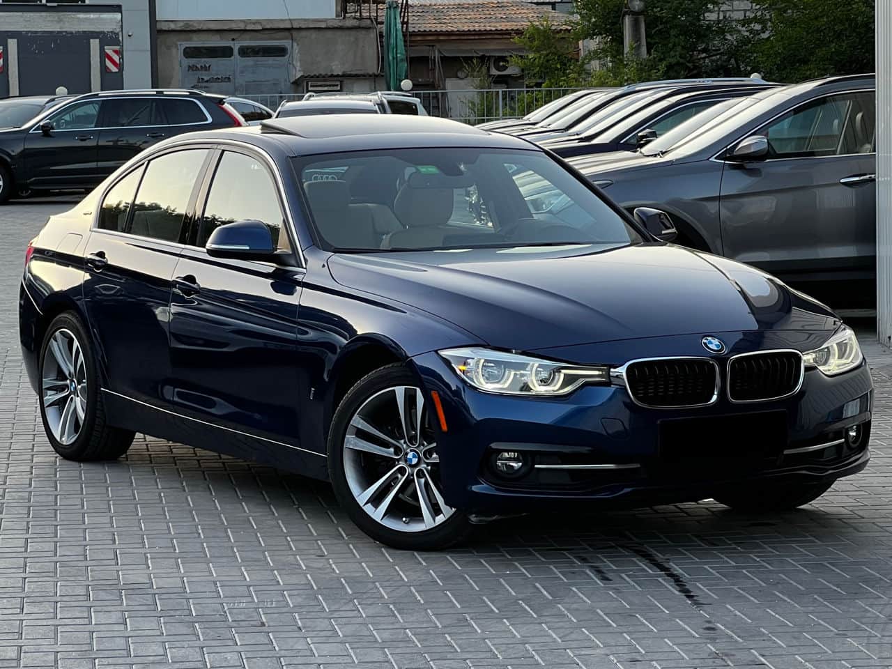 BMW 330E 2018