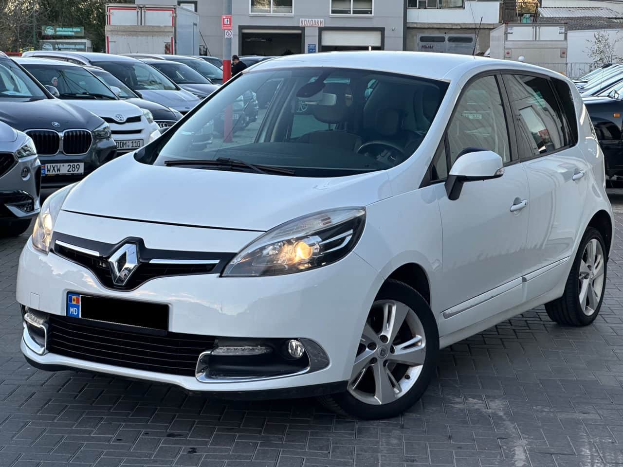 Renault Scenic 2015