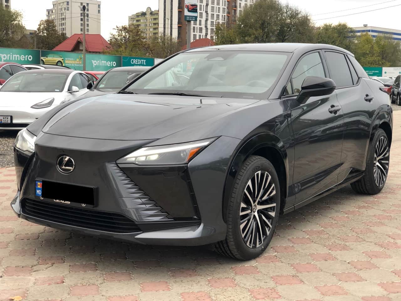 Lexus RZ 450e 2023