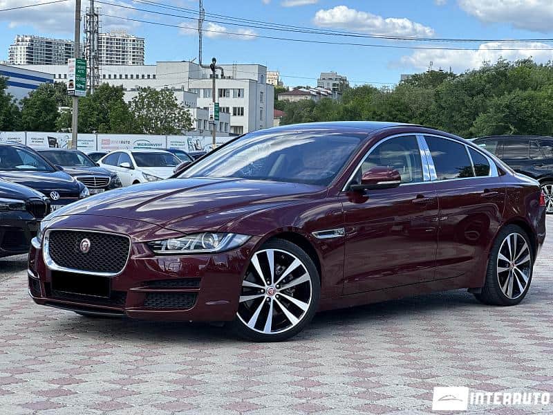 Jaguar XE 2016