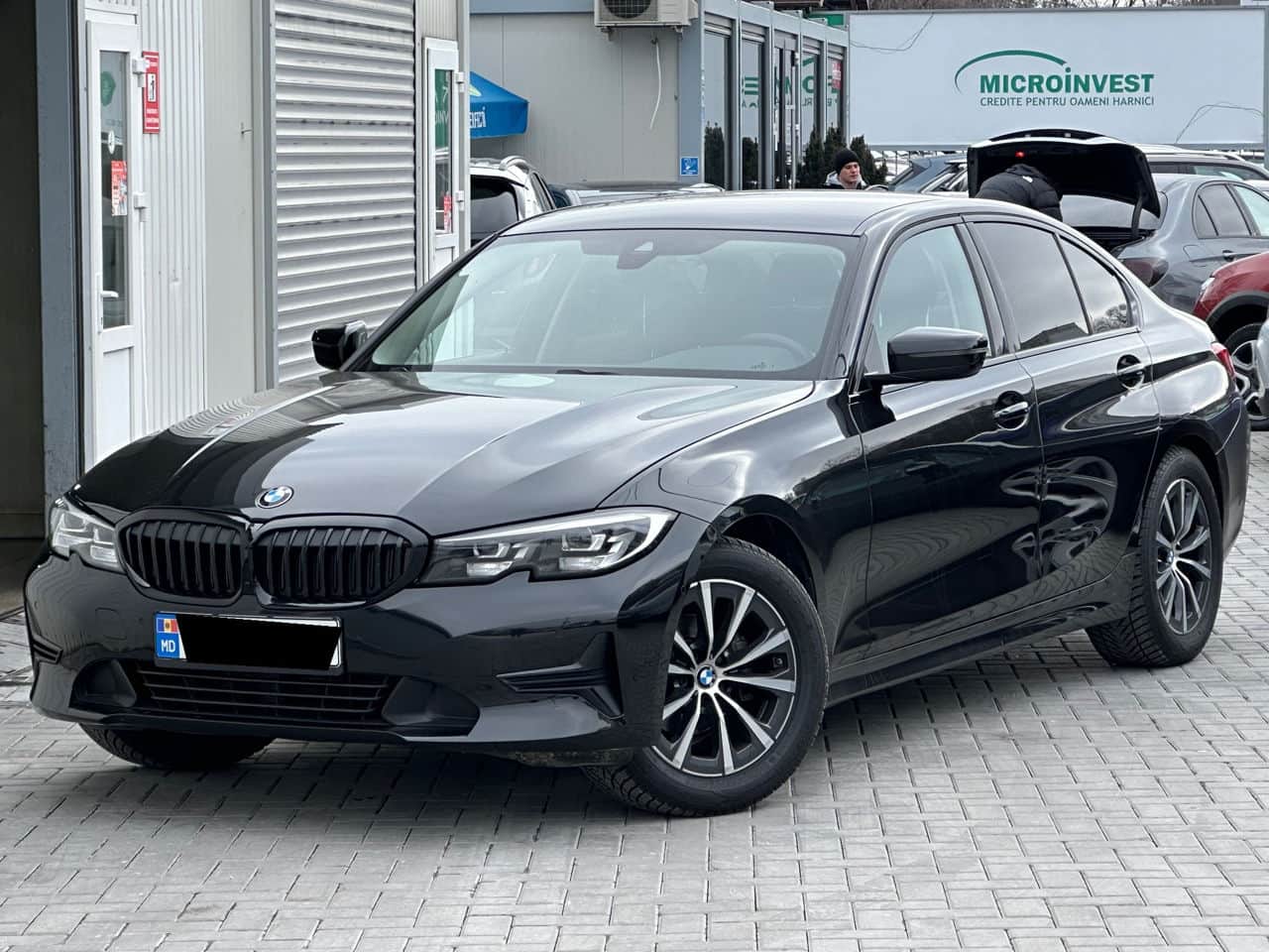 BMW 318 2019