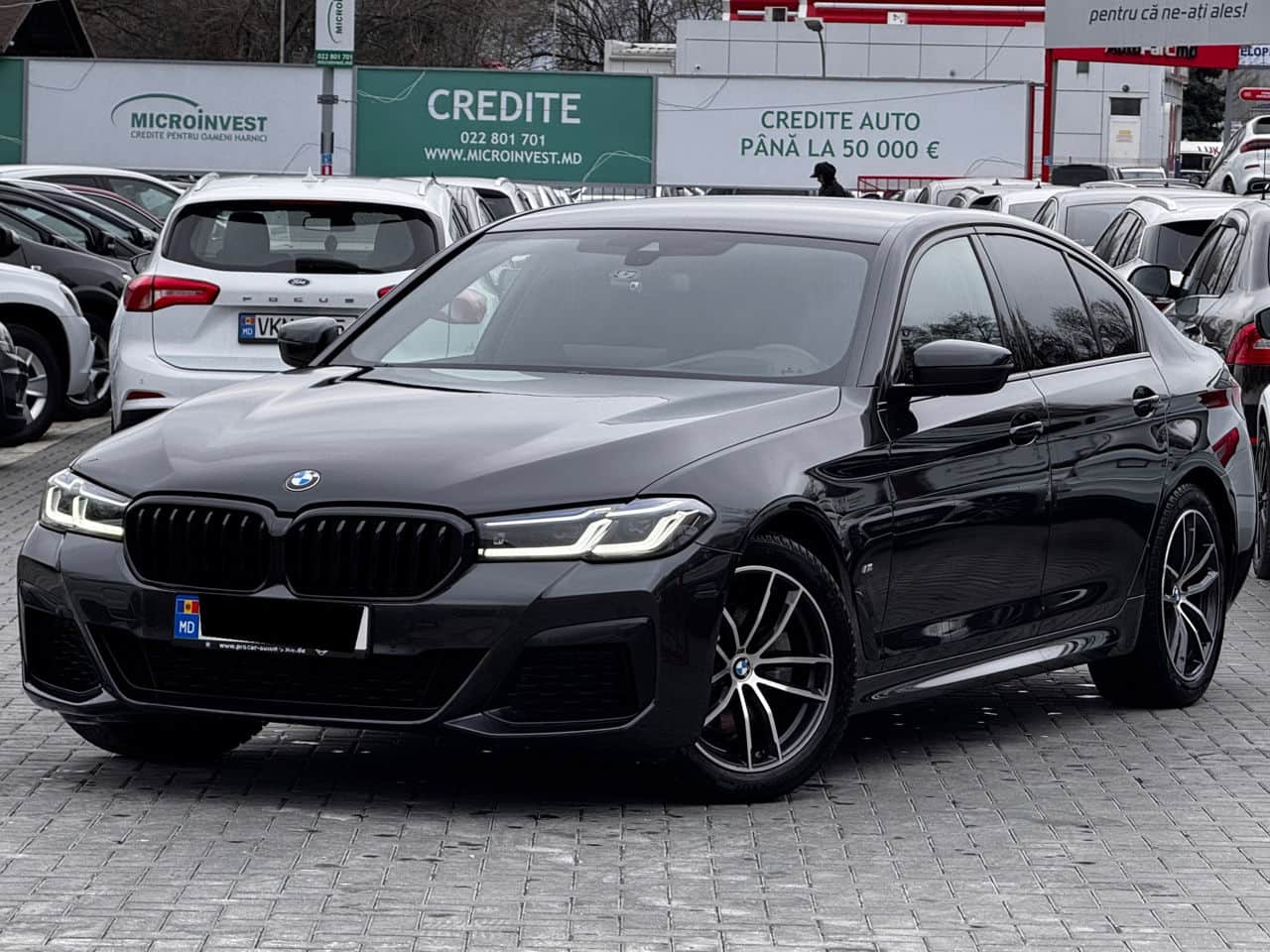 2021 BMW 520