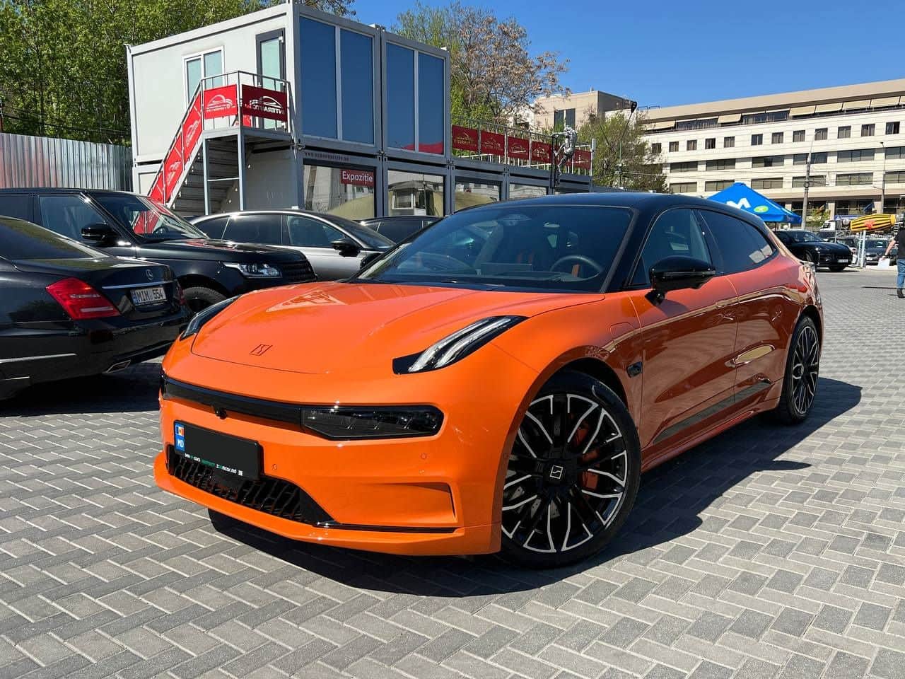 2023 Zeekr 001