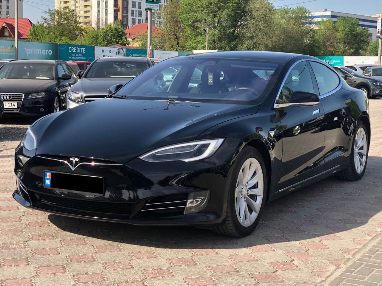 Tesla Model S 2018