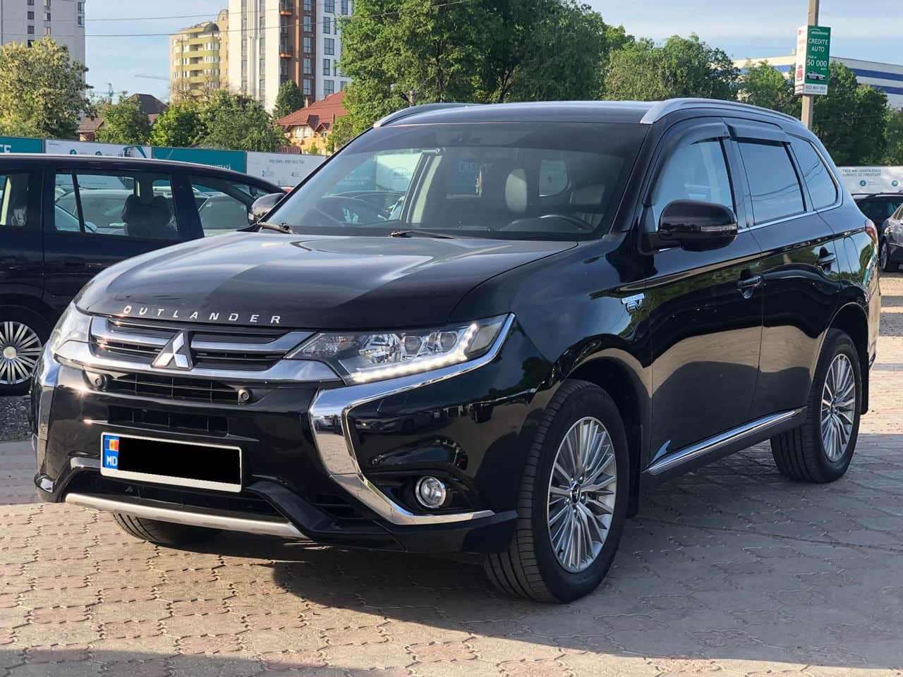Mitsubishi Outlander 2016
