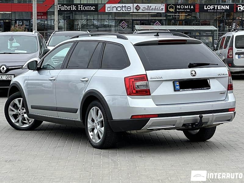 Skoda Octavia Scout 3