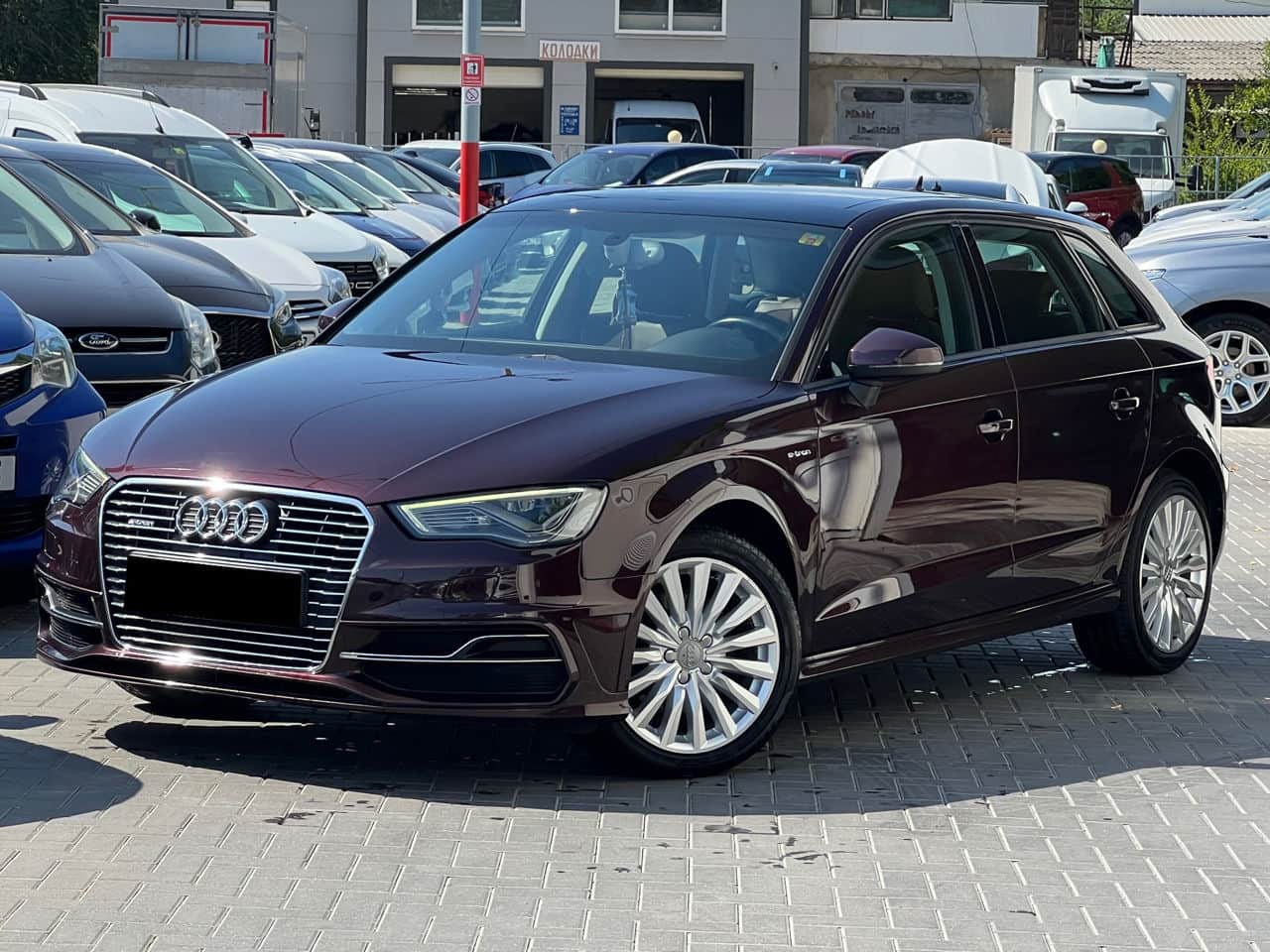 Audi A3 E-tron 2015
