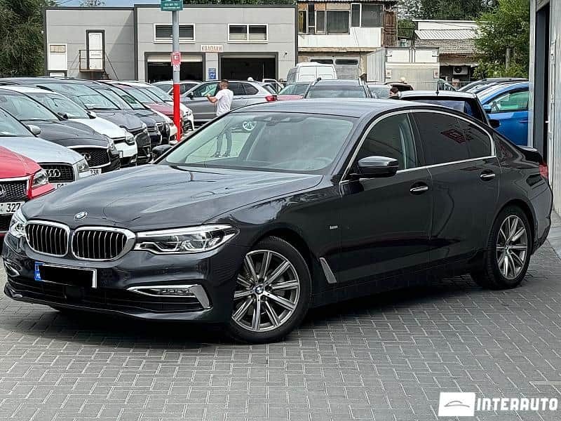 2017 BMW 520