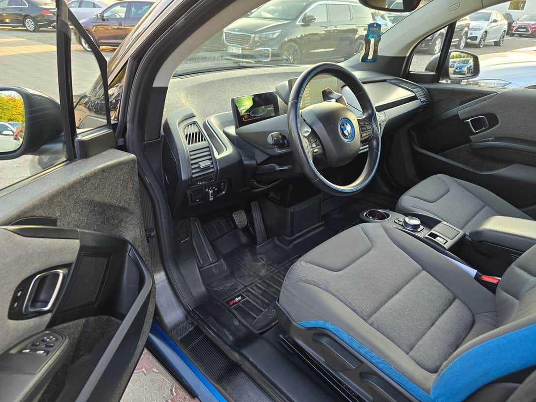 BMW i3 5