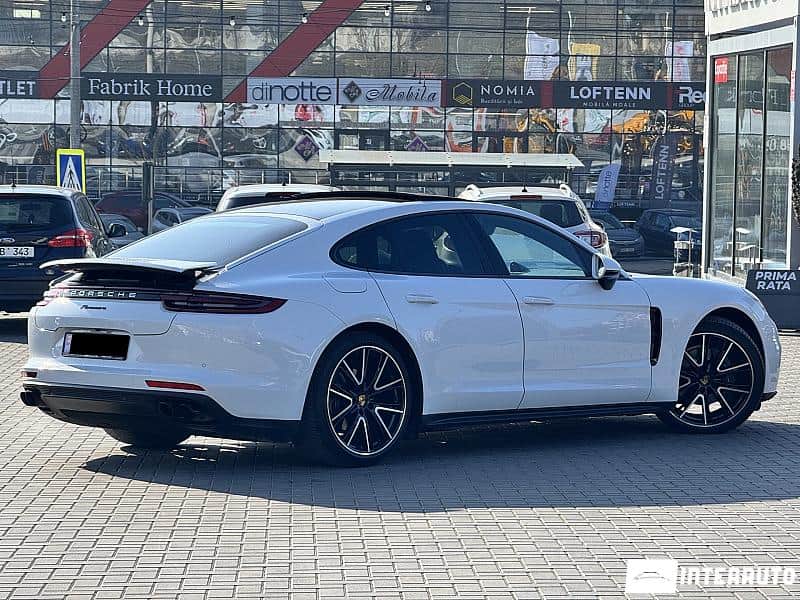 Porsche Panamera 3