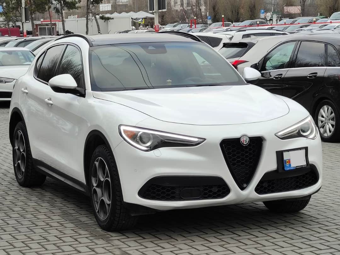 Alfa Romeo Stelvio Ti 3