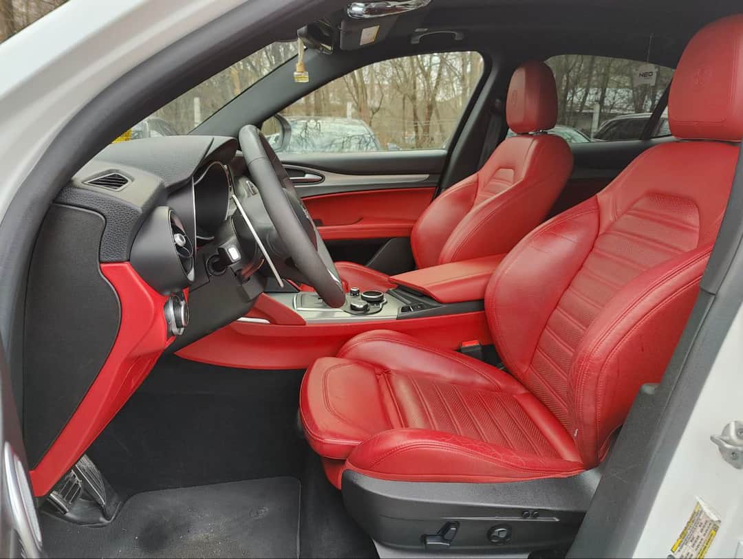 Alfa Romeo Stelvio Ti 5