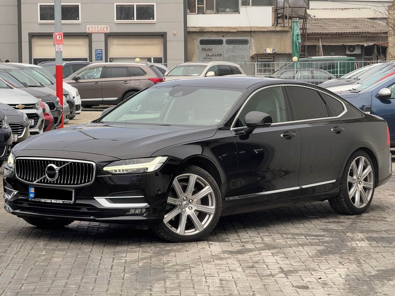2017 Volvo S 90