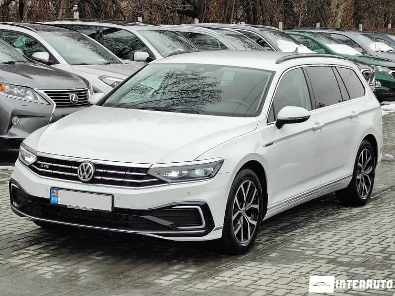 2020 Volkswagen Passat GTE