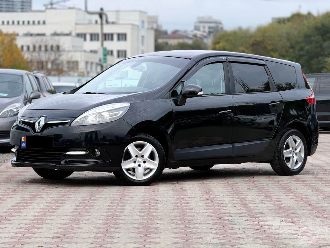 2013 Renault Grand Scenic