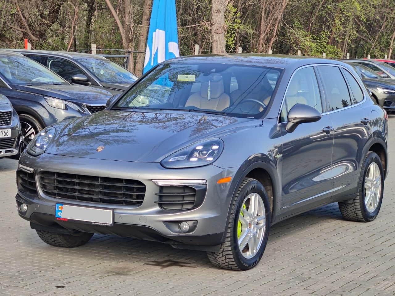 2016 Porsche Cayenne S Hybrid