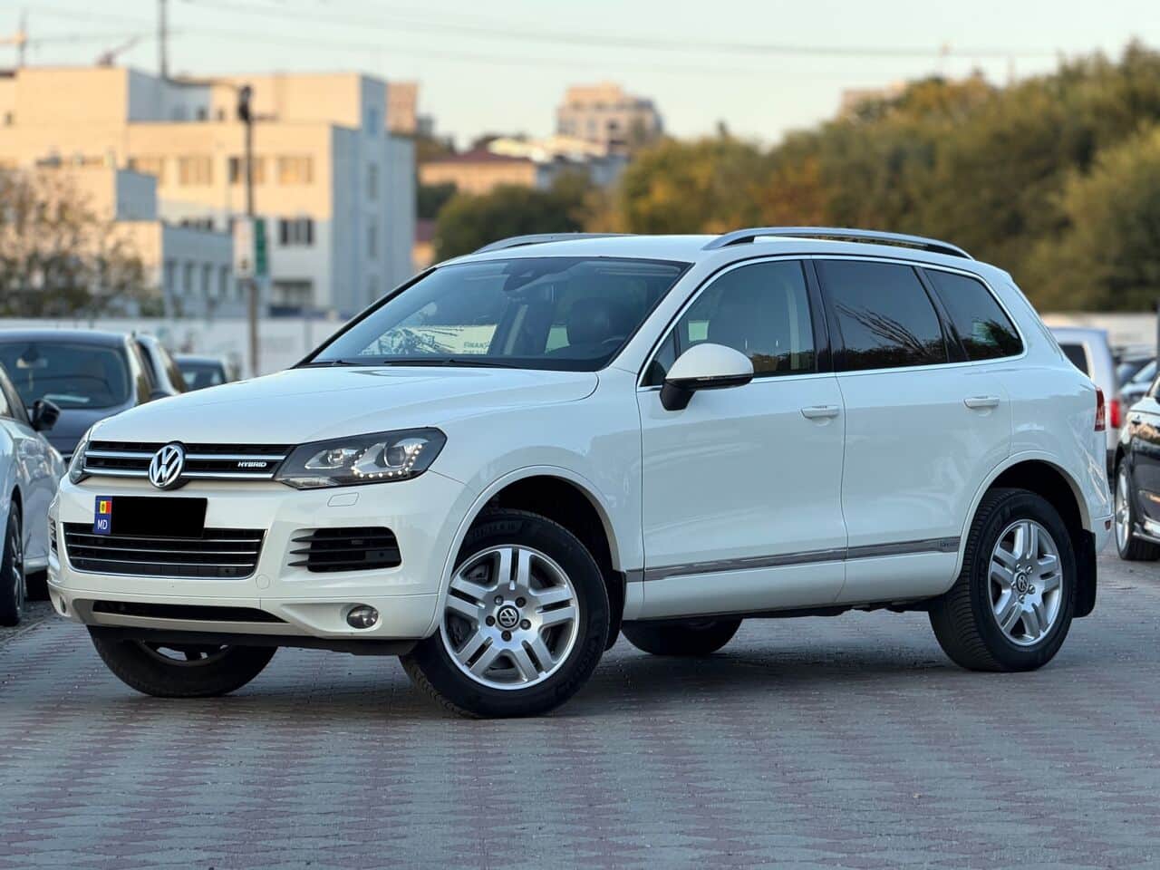2010 Volkswagen Touareg — Foto 1