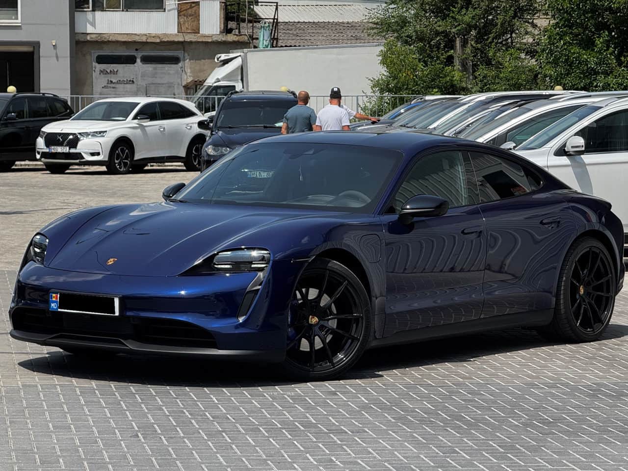 Porsche Taycan 2021