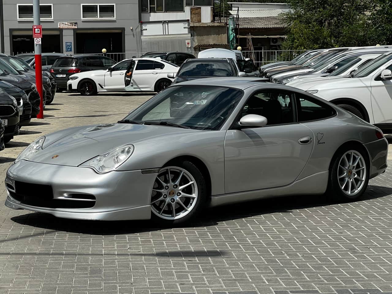 Porsche 911 Carrera 2003
