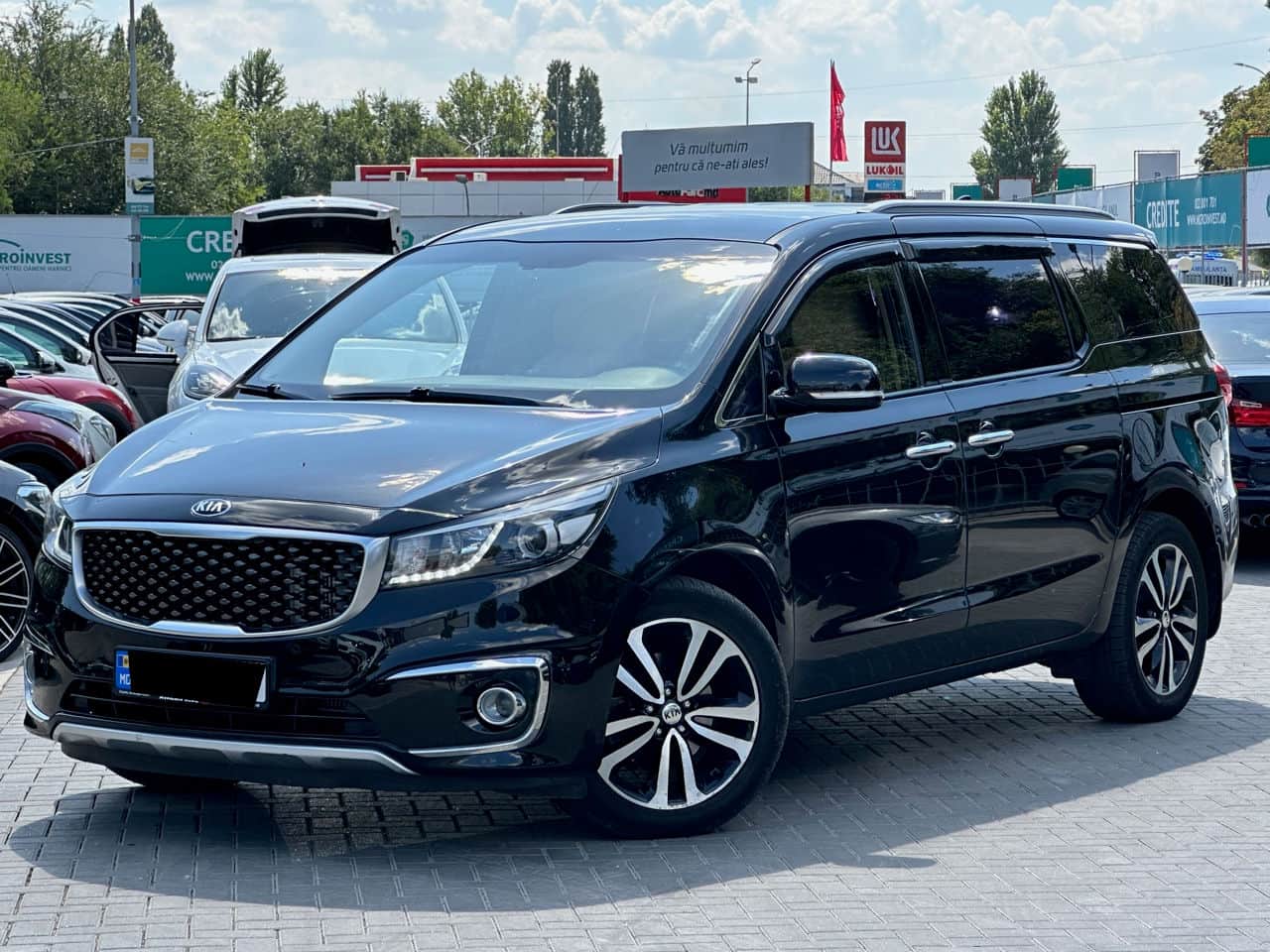 Kia Carnival 2016