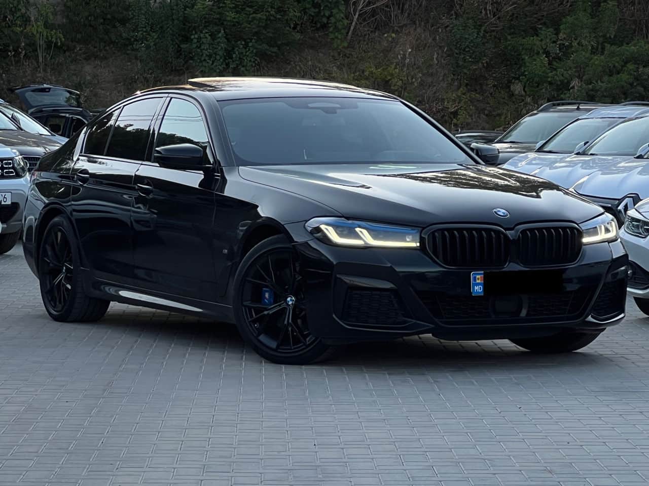 2022 BMW 520