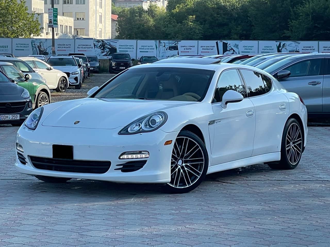 Porsche Panamera S 2012