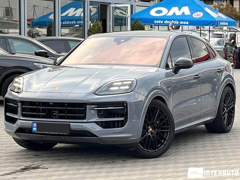 Porsche Cayenne E-Hybrid Coupe 2023