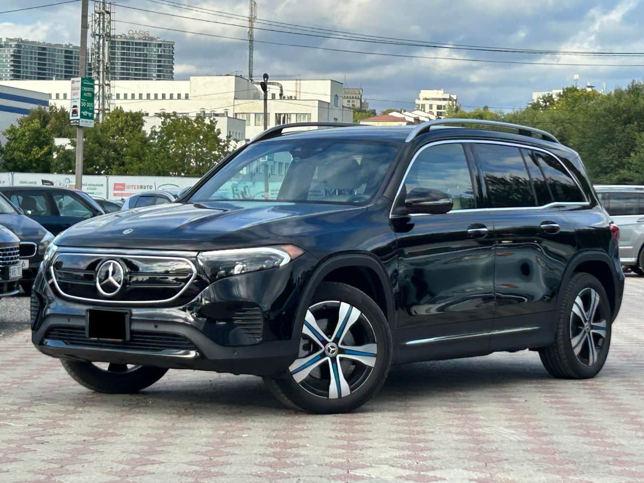 Mercedes EQB 350 2023