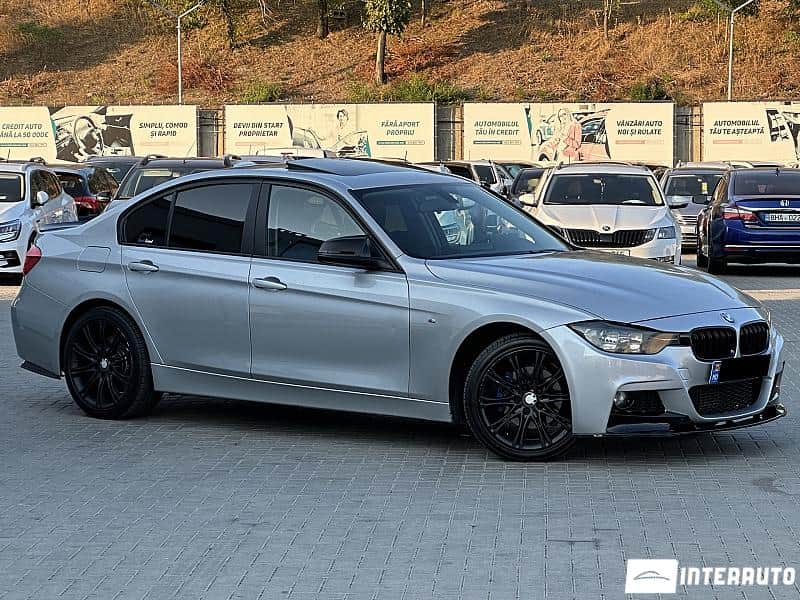 2015 BMW 320