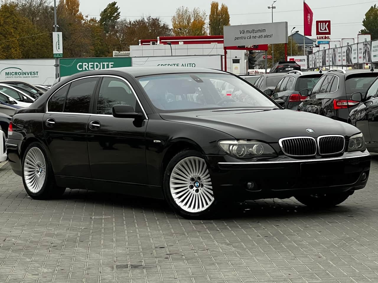 BMW 745 2005