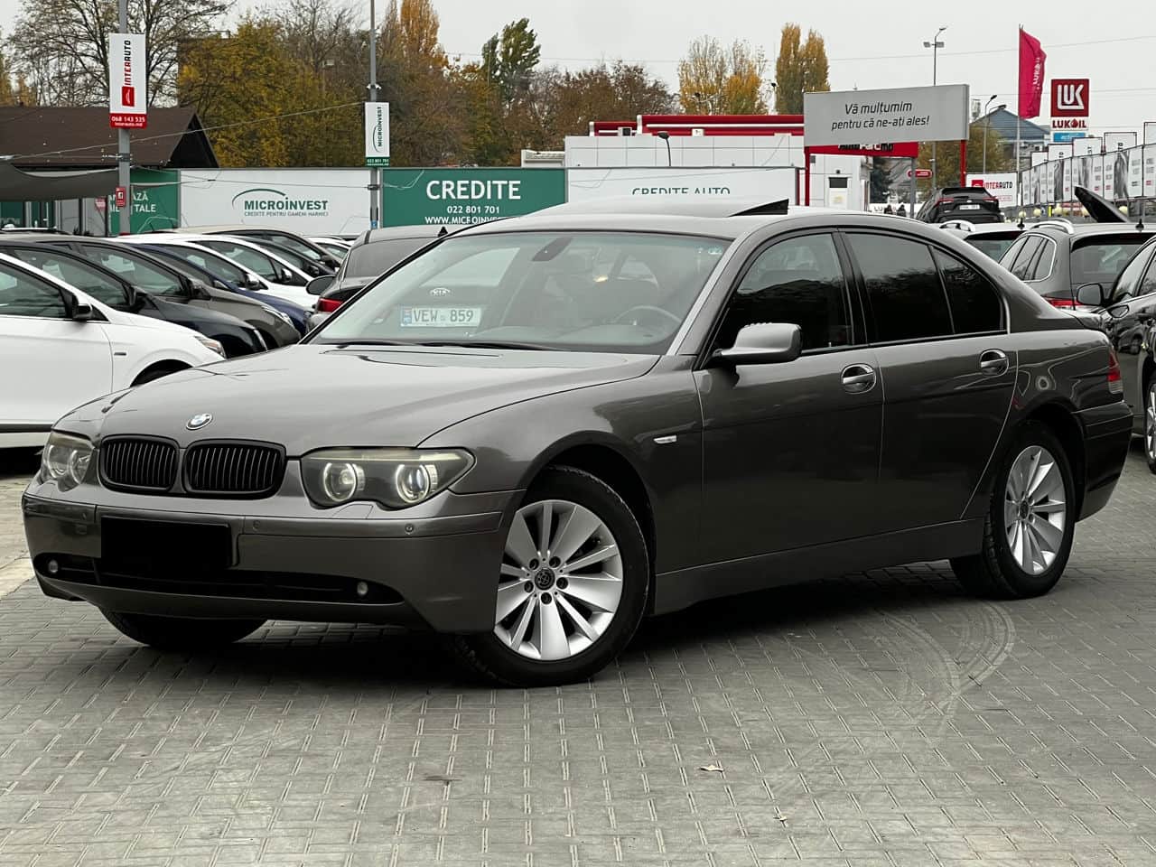 BMW 730 2004