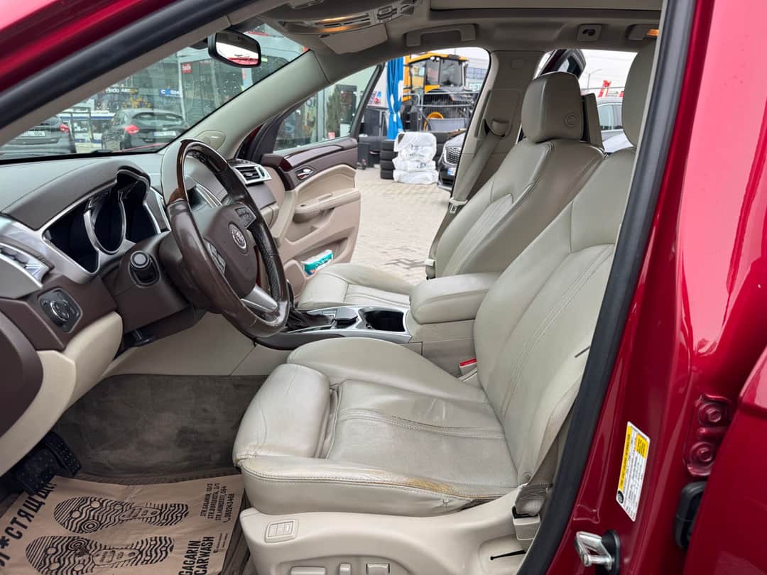 Cadillac SRX 5