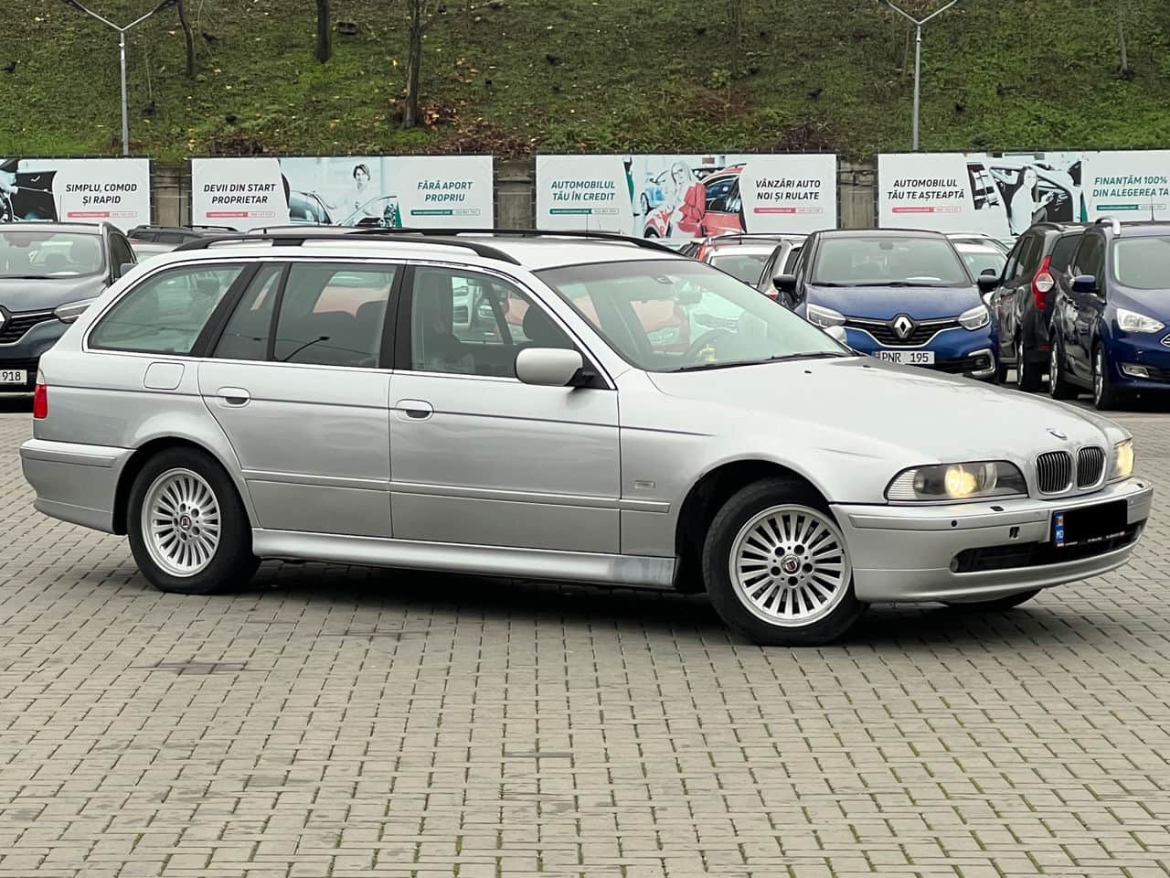 2003 BMW 520