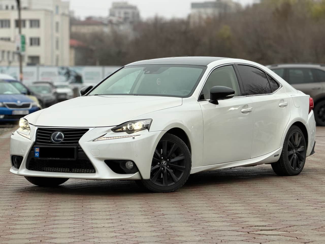 Lexus IS 300h 2014