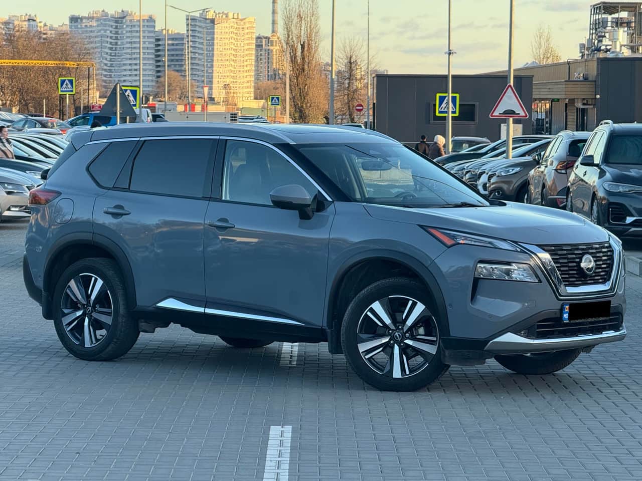 Nissan Rogue 2023