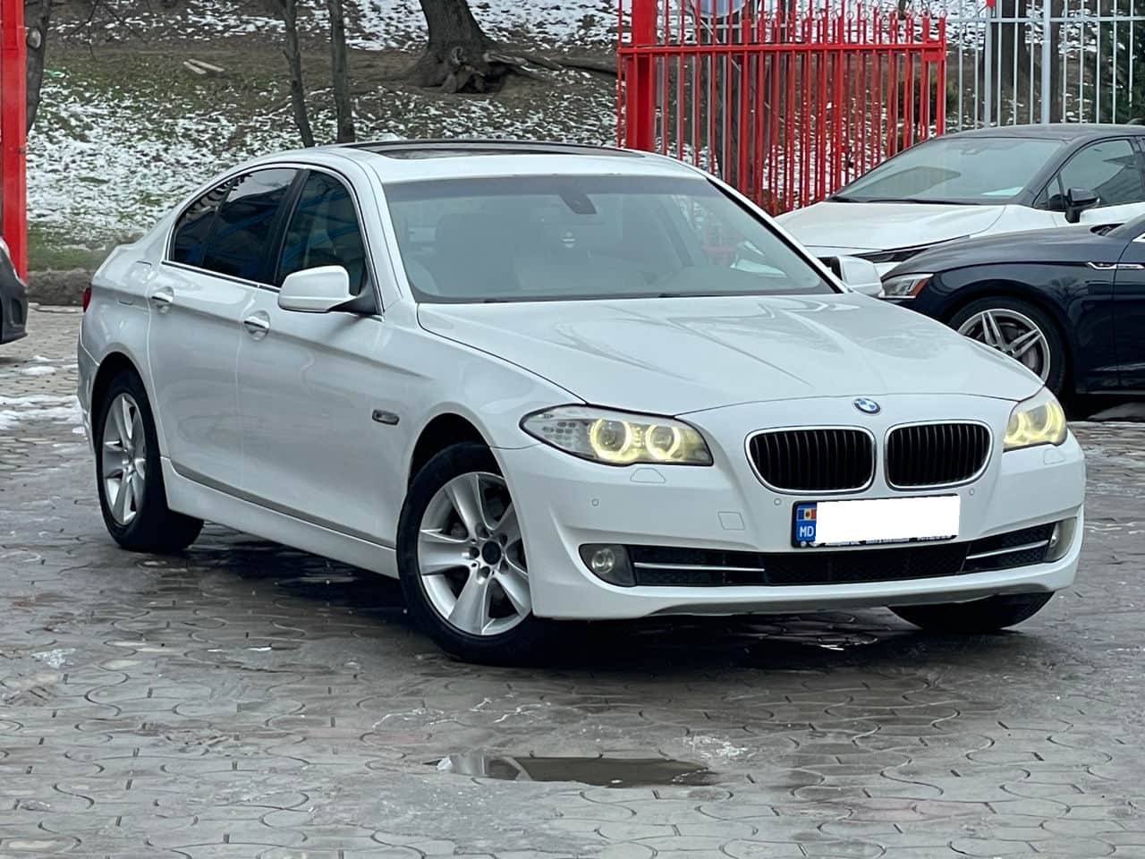 2011 BMW 528