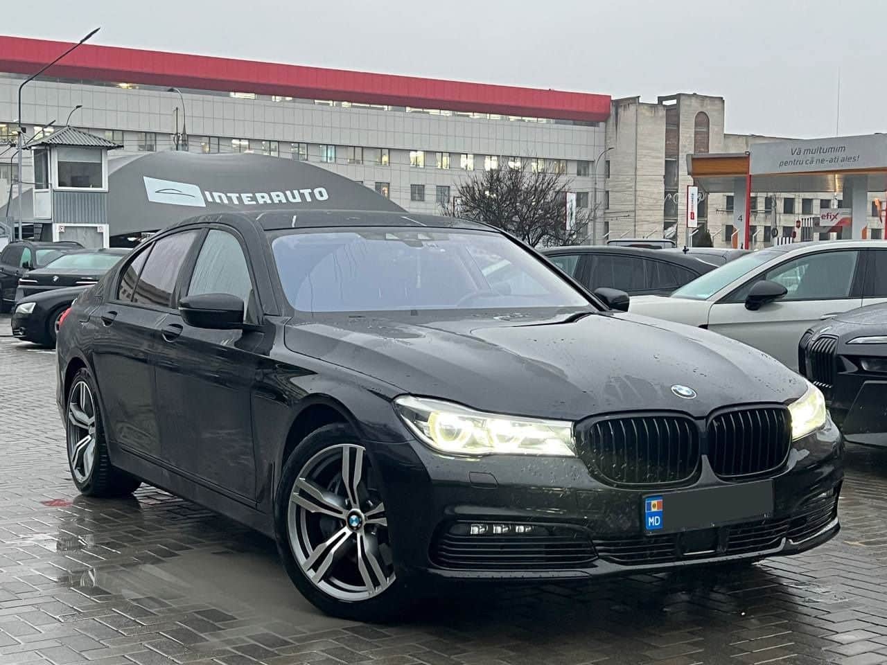 BMW 730 2018