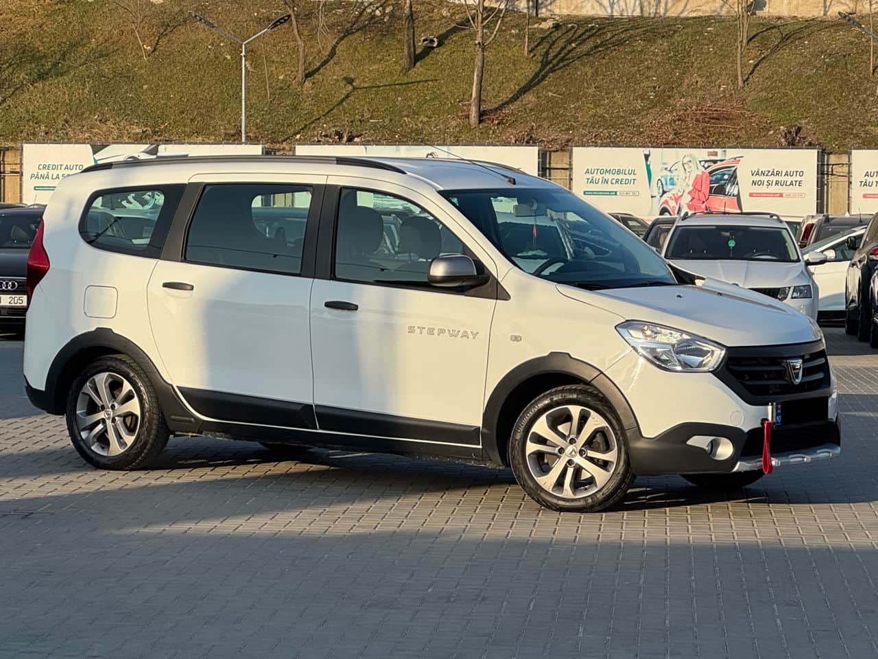 Dacia Lodgy Stepway 2016