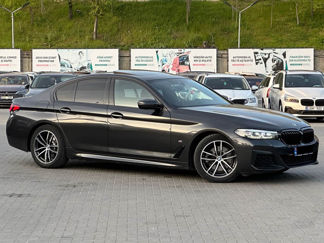 2021 BMW 520 — Foto 1