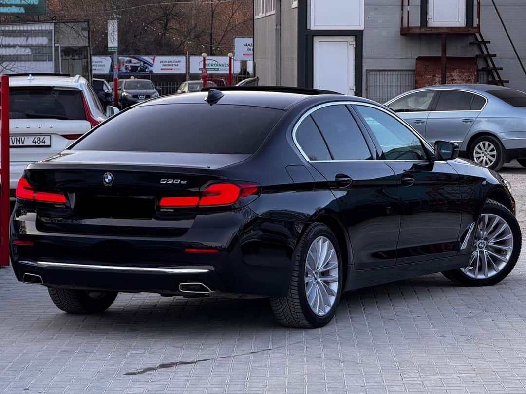 BMW 530e 4