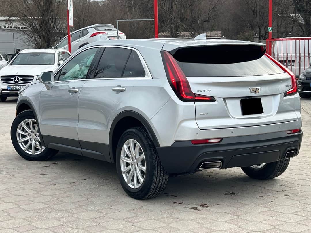 Cadillac XT4 3