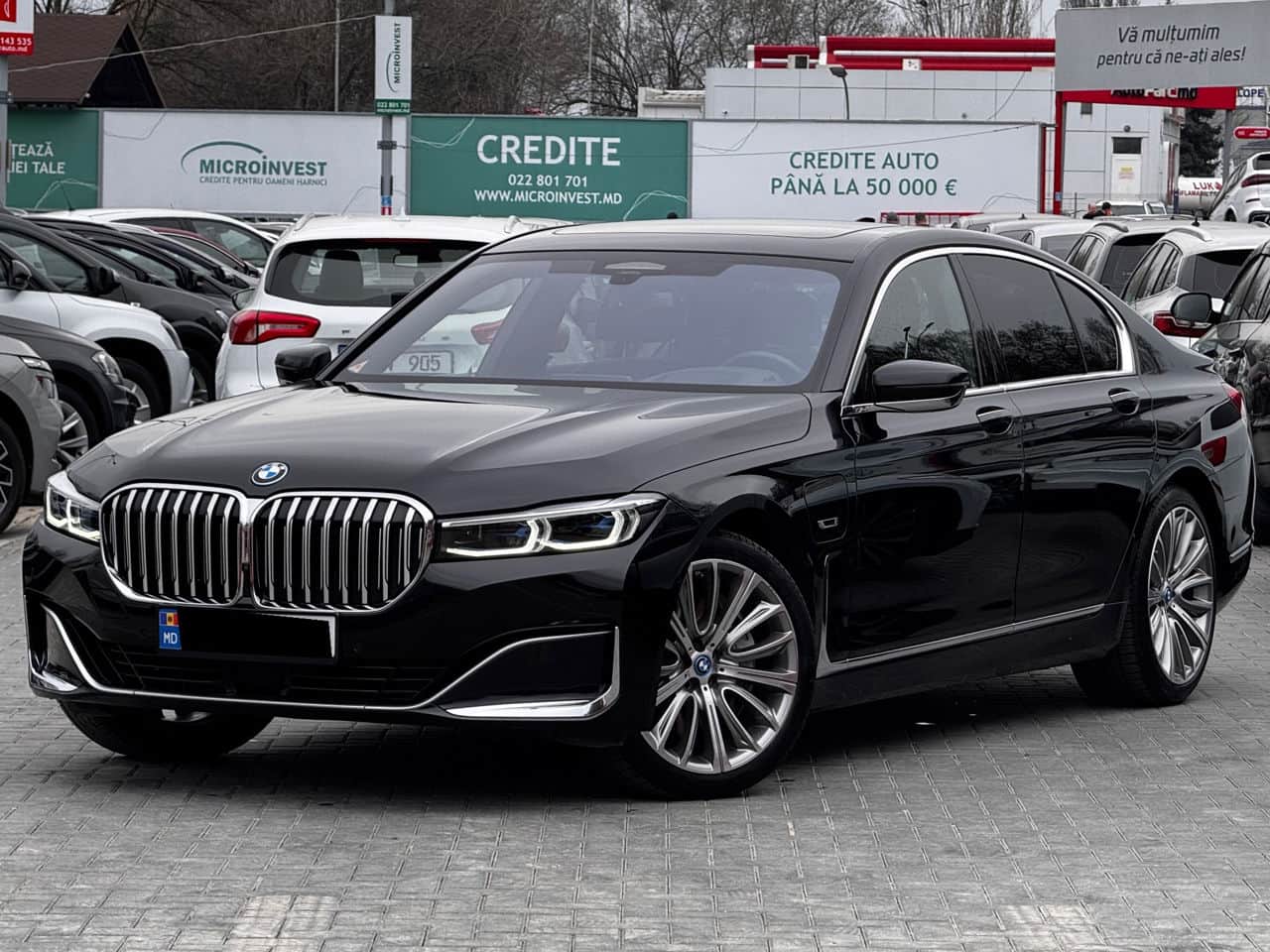BMW 745e 2022