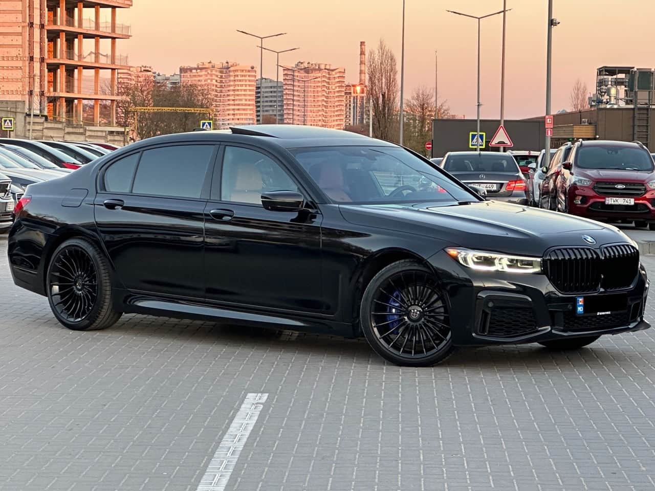BMW 740 2019
