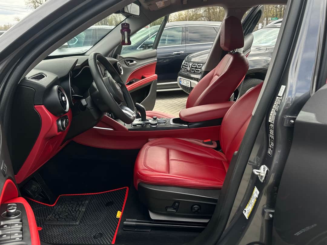 Alfa Romeo Stelvio Ti 5